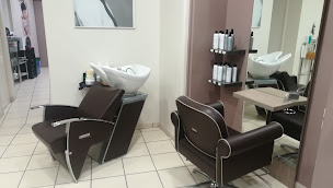 Photo n°17 de Christian Coiffure - Coiffeur Melle à Melle (Barbier)