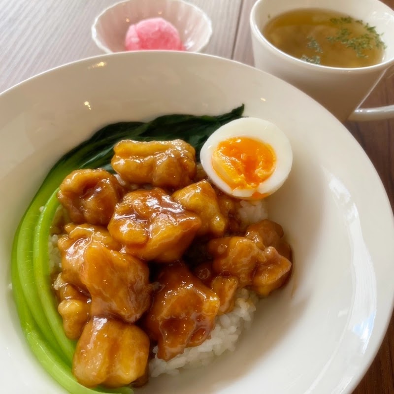 フェスタCAFE&BAR/青森駅前/青森市新町/夜店通り/カフェ/昼飲み