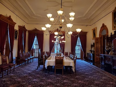 Iolani Palace