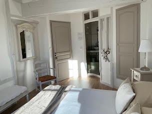 Photo n°1 de chambres d'hôtes La grange des cardeux à Aubigny-sur-Nère (Chambre d'hôtes)