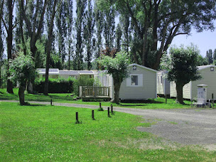 Photo n°30 de Camping Val de Boutonne à Saint-Jean-d'Angély (Terrain de camping)