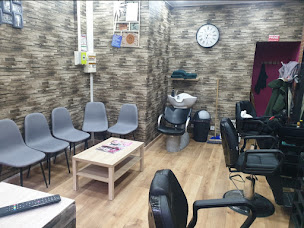 Photo n°1 de M.K COIFFEUR à Lille (Salon de coiffure)