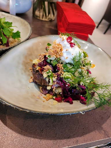 Roos Café & Bistro - Thumbnail