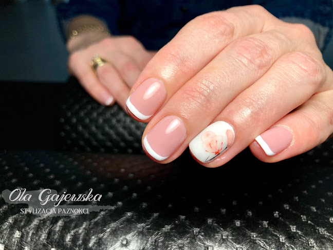 Ola Gajewska - Stylizacja Paznokci - Salon piękności