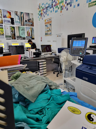 OfficeMax - Acapulco Costera - Thumbnail