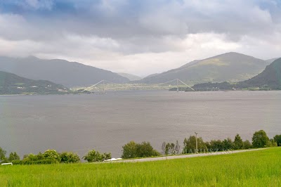 Photos of Gjemnessundbrua