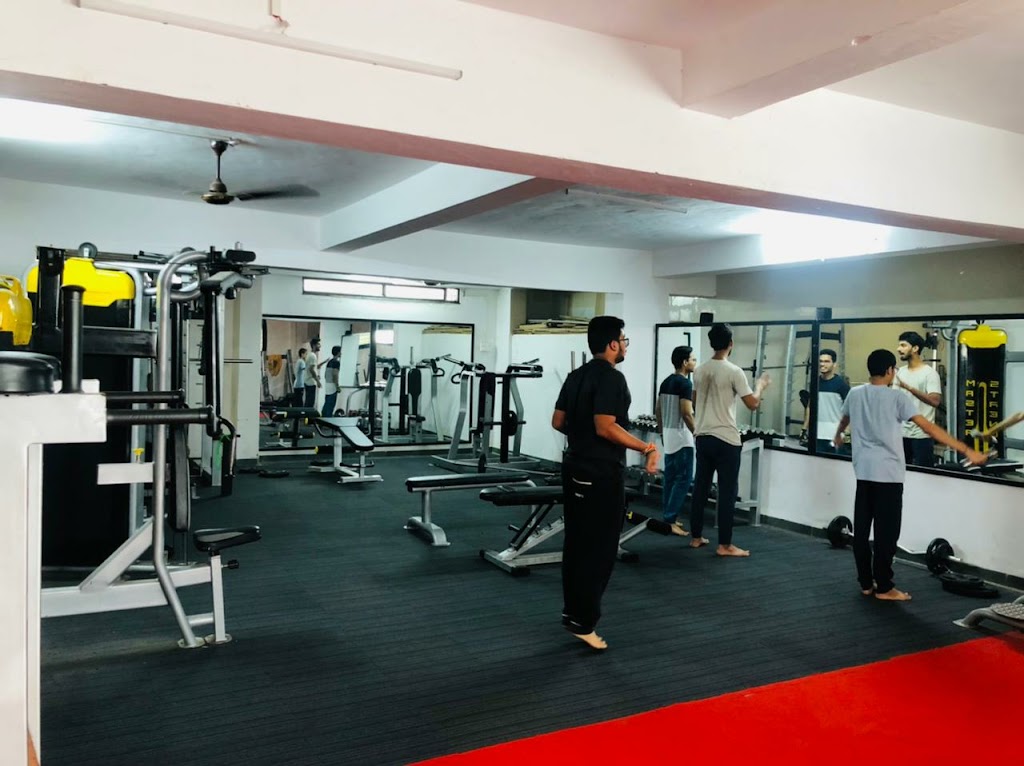 Xtreme Fitness Studio Unisex Gym