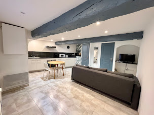 Photo n°3 de Peinture 83 à Besse-sur-Issole (Décorateur d'intérieur)