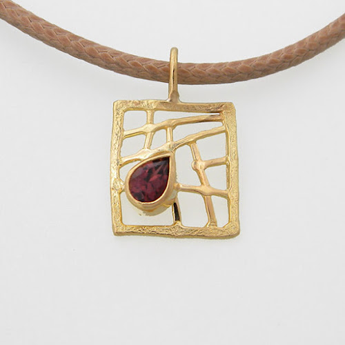 Opinii despre Δια Χειρός în Λαμία - Κοσμηματοπωλείο