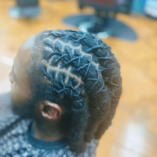 Cut It Out!! Salon/Barbershop - Thumbnail