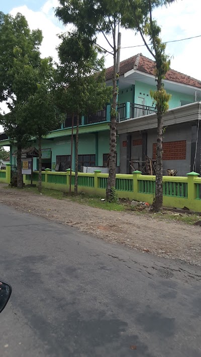 Photos of MI Miftahul Huda Tanjunganom