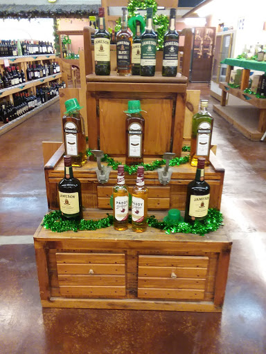 Apache Liquors - Visual