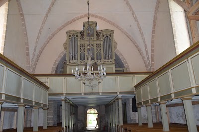 Photos of Kihelkonna kirik ja kellatorn