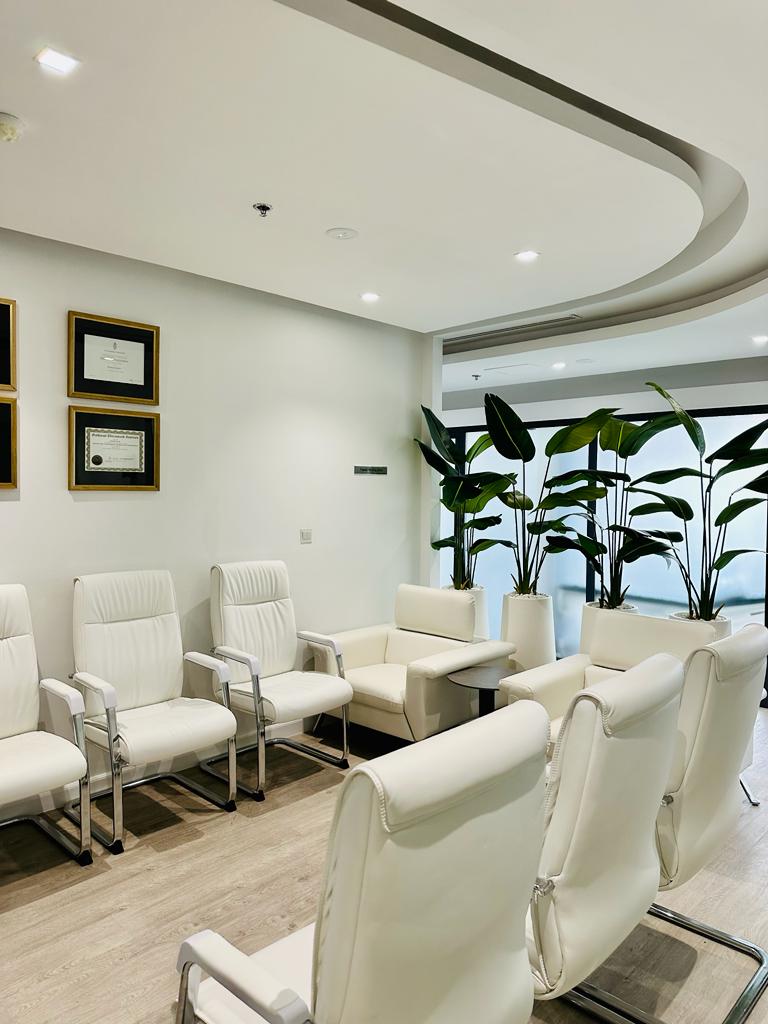 Dr. Humeira Badsha – (Rheumatology, Arthritis, Regenerative Medicine, PRP)) - صورة 2