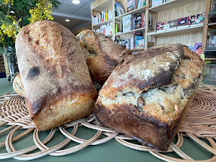 Photo n°6 de Epicerie Les Buissonnières & Librairie Rayons | Produits bio et locaux & Librairie indépendante généraliste à La Hague (Librairie)