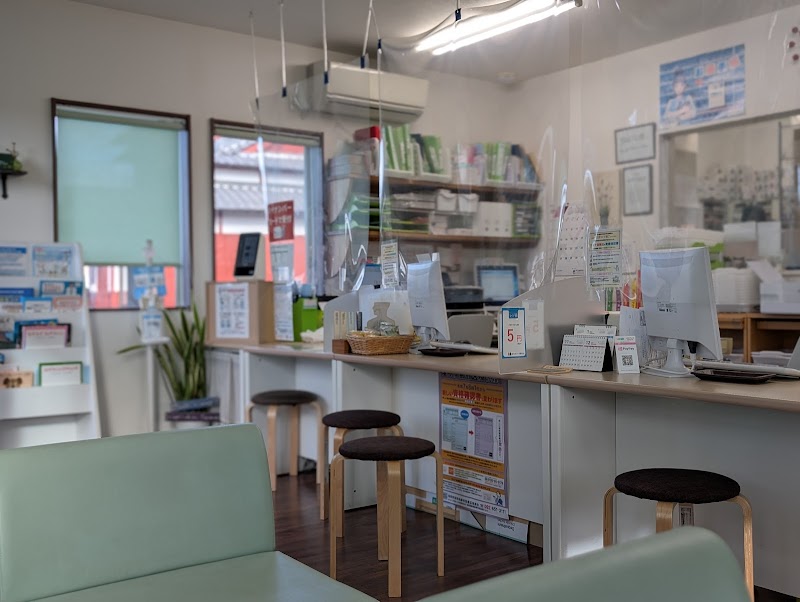 まちのくすり屋さん 朝倉店