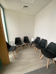 Photo n°2 de Dr Einas Abou Ali à Vélizy-Villacoublay (Gastro-entérologue)