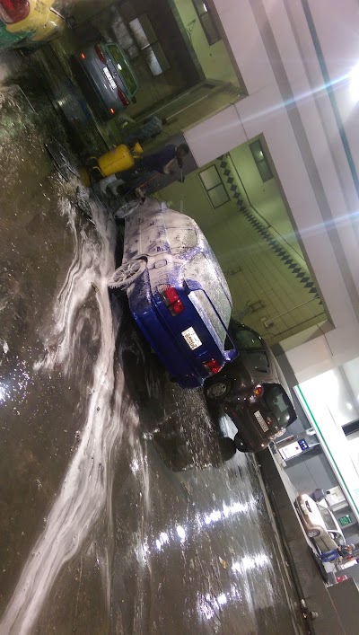 Photos of Jo Petrol Istiklal St