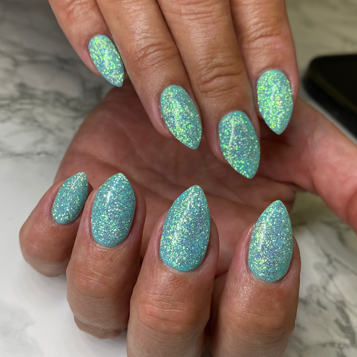 Divinelux Nail Studio - Thumbnail