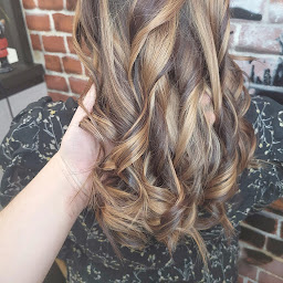 Photo n°19 de L'édition Limitée By Adeline à Abbeville (Salon de coiffure)