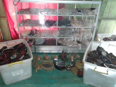 Photos of Komodo Souvenir