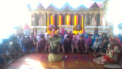 Photos of Pasaribu family