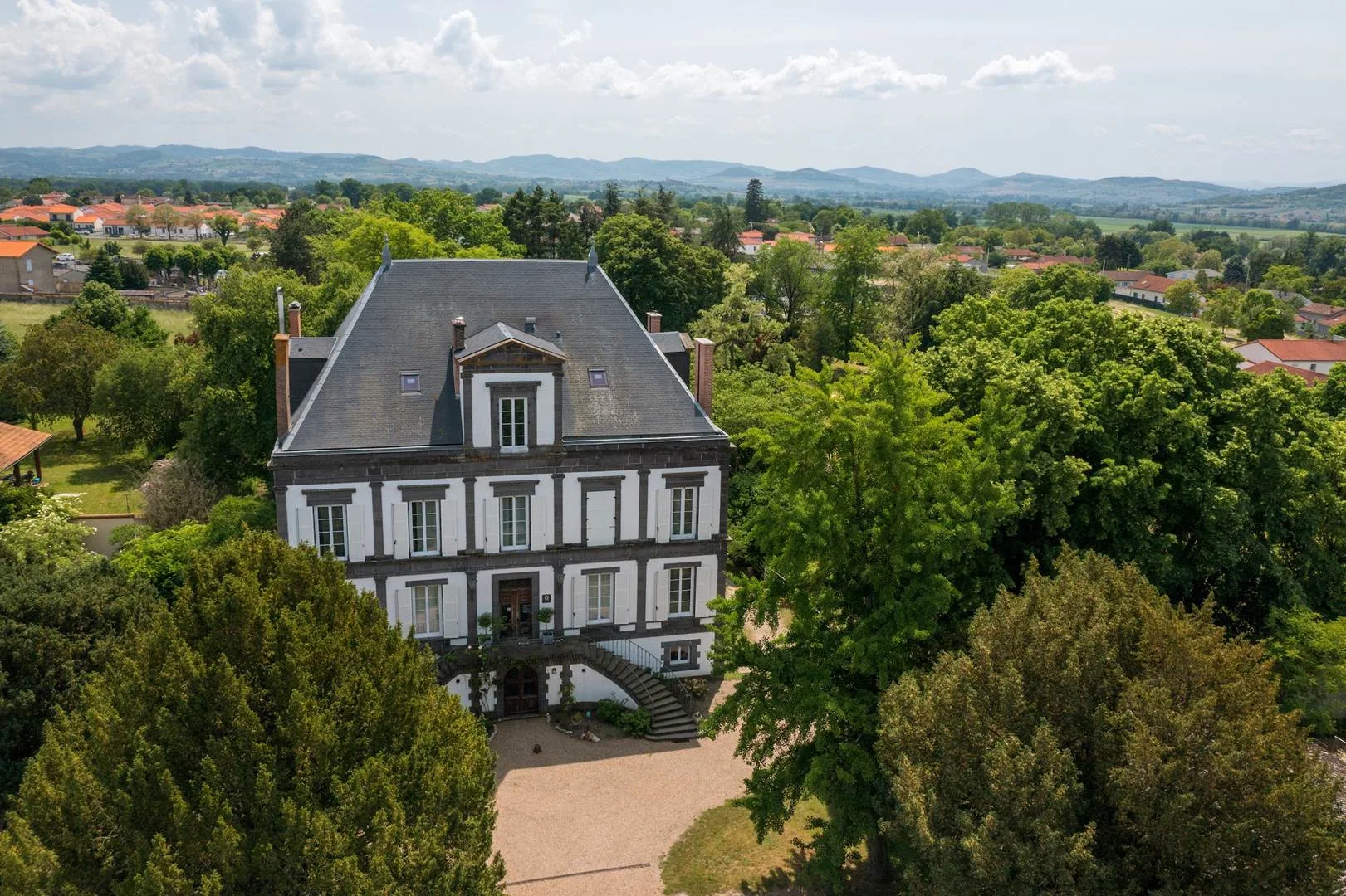 Manoir De La Manantie - Rooms D'hôtes Romantiques Proche Of Clermont Ferrand