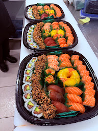 Photo n°11 de Yumi Sushi Corner à Salon-de-Provence (Sushi à emporter)