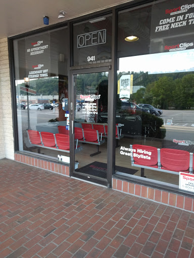 Sport Clips Haircuts of Fox Chapel Gallery - United States