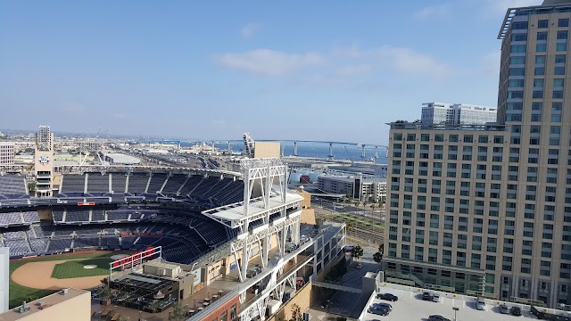 ALTITUDE Sky Lounge San Diego