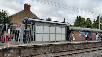 Photos of Sandymount Train Station