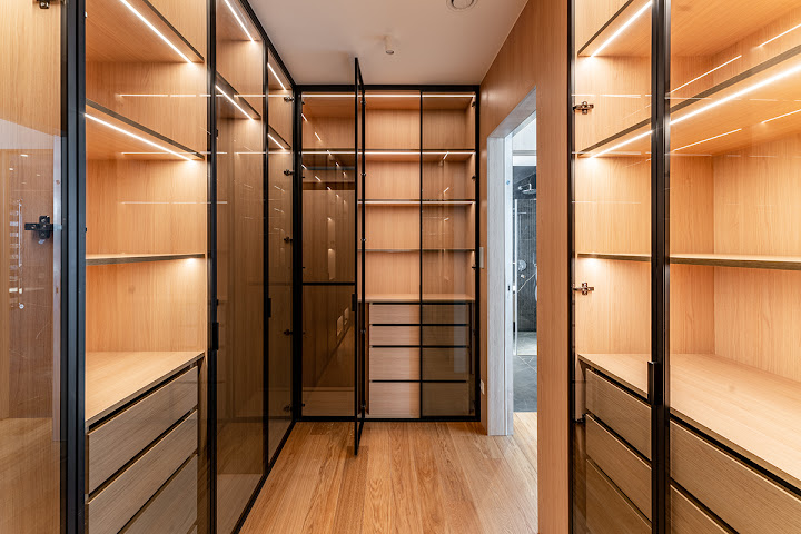 W.Kitchens | Studio mebli na wymiar Premium by null