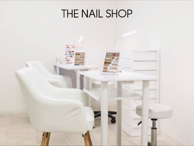 THE NAIL SHOP 尾山台
