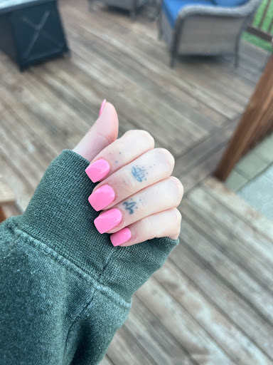 Hitech Nails - Visual