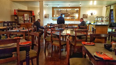 Photos of Oakhurst Hotel