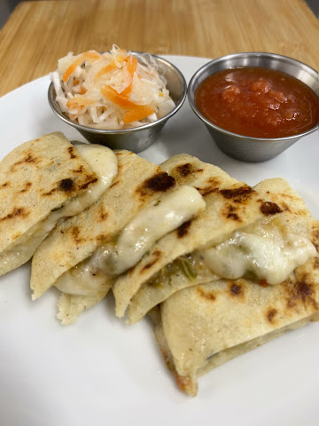 Buenos Dias Pupusas by null