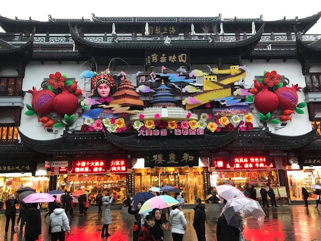 Shanghai Old Town God's Temple Snack Wangguo