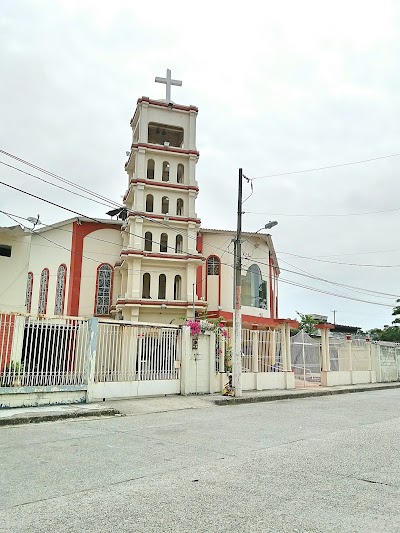 Photos of Iglesia Santiago Ap&oacute;stol de Las Praderas