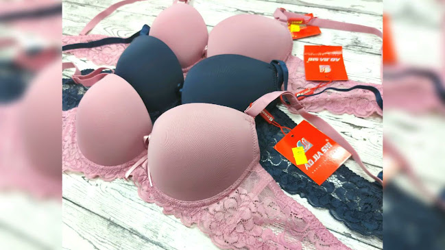 Opinii despre Bielizna Damska box 329 Bałucki Rynek - Sklep z Bielizną Damską în Nowe Łagiewniki - Sklep odzieżowy