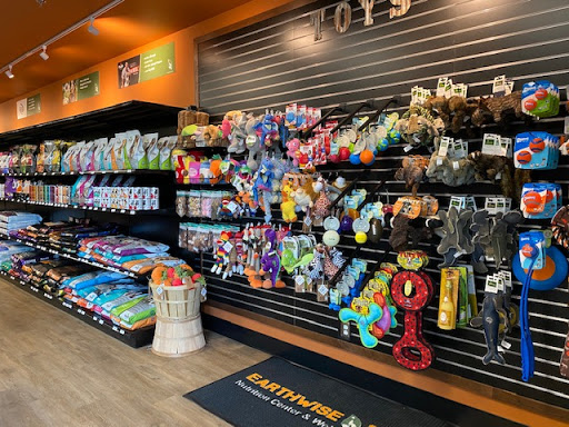 EarthWise Pet Supply & Grooming Wenatchee - Thumbnail