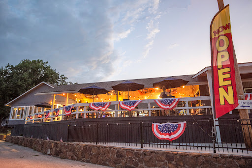 The Quarterdeck Waterfront Cafe