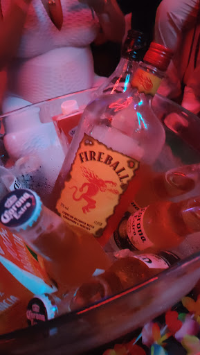 Pura Vida Club - Thumbnail