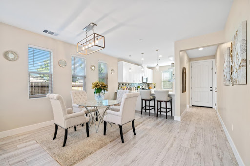 Dennis Elliott - Realtor - Thumbnail
