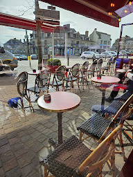 Photo n°23 de Brasserie Le Central à Domfront en Poiraie (Bureau de tabac)