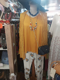 Photo n°8 de cajewelsdesigns Le Cocon à Amélie-les-Bains-Palalda (Boutique d'accessoires de mode)