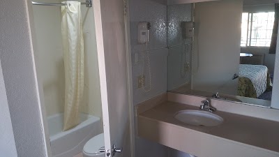 Photos of Orange Show Inn