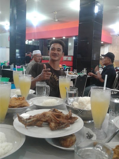 Photos of Rumah Makan Basuo