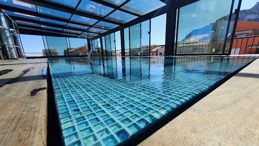 Photo de Pavillon Bleu Piscine