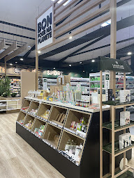 Photo n°23 de Grande Pharmacie d'Oullins à Oullins-Pierre-Bénite (Pharmacie)