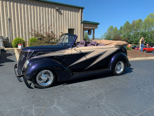 Zoom Classic Cars, LLC - Thumbnail
